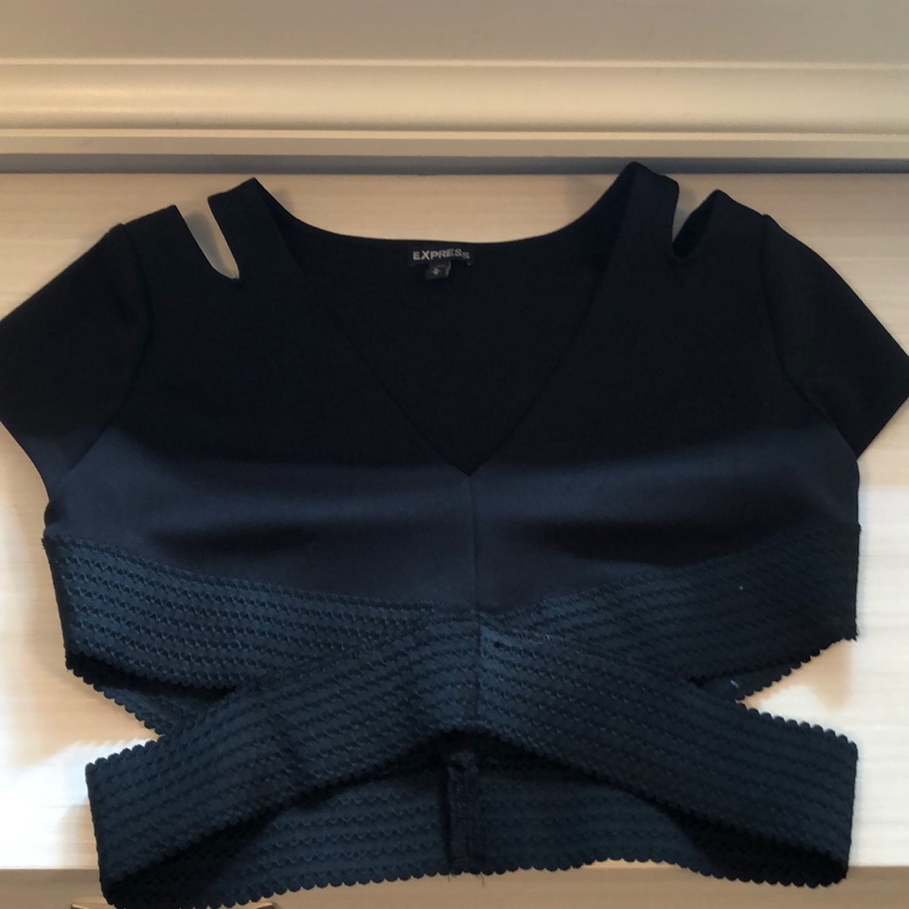 Black crop top